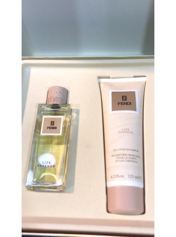 Fendi Life Essence Подарочный набор (туалетная вода 50 мл + шампунь 125 мл)